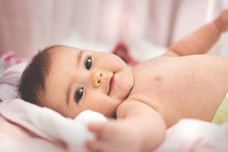 维生素c可以吸收宫腔积液吗，9个月20天宝宝能用盐酸西替利嗪滴剂吗？